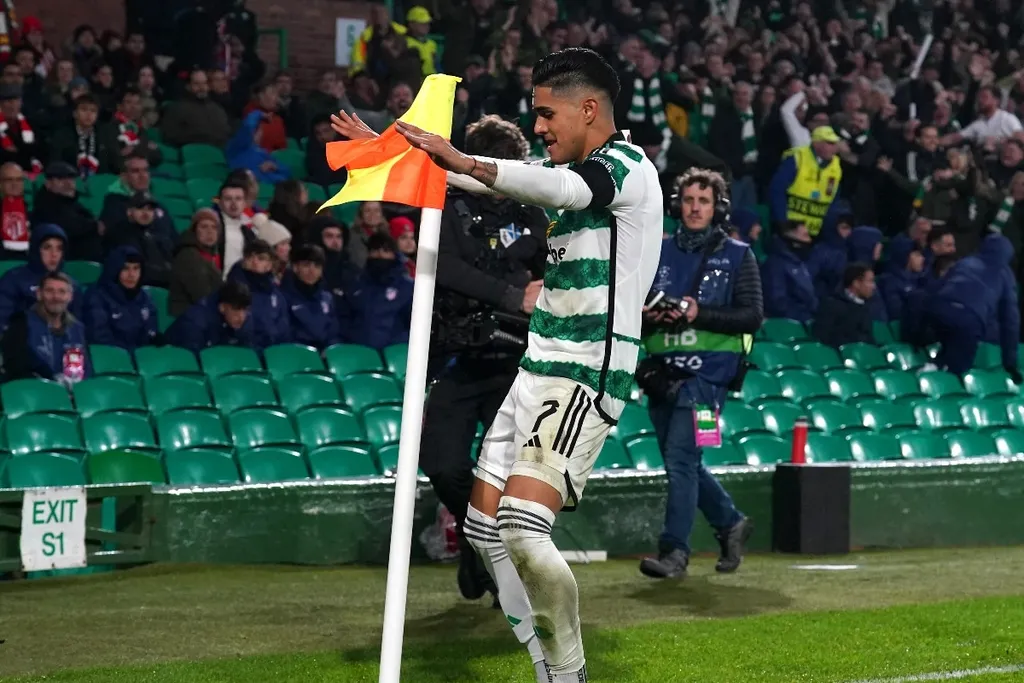 Celtic Park empty seats