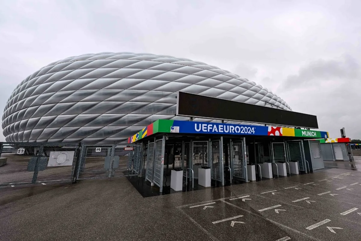 french fans allianz arena