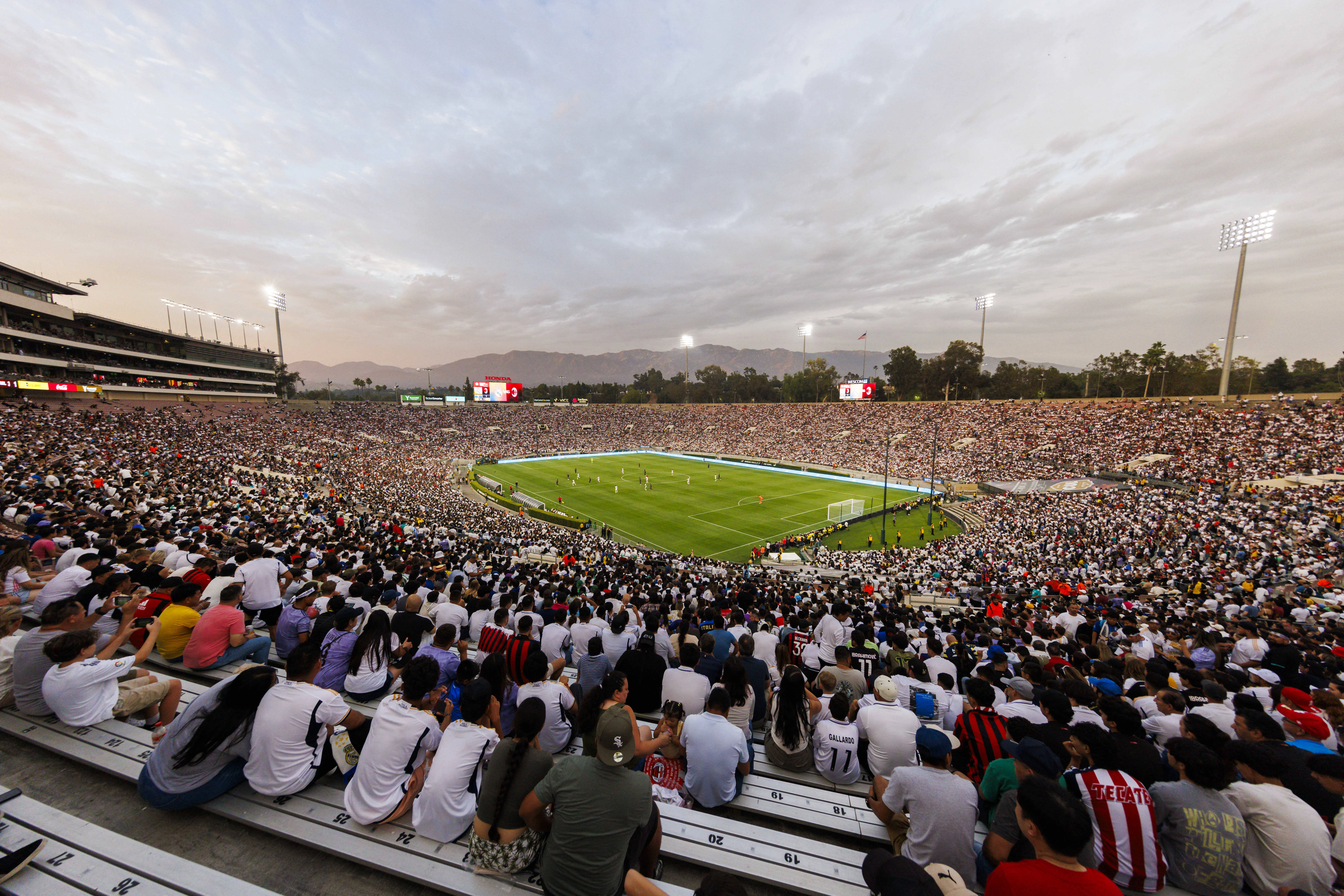 View inside Rose Bowl during Real Madrid vs AC Milan in 2023