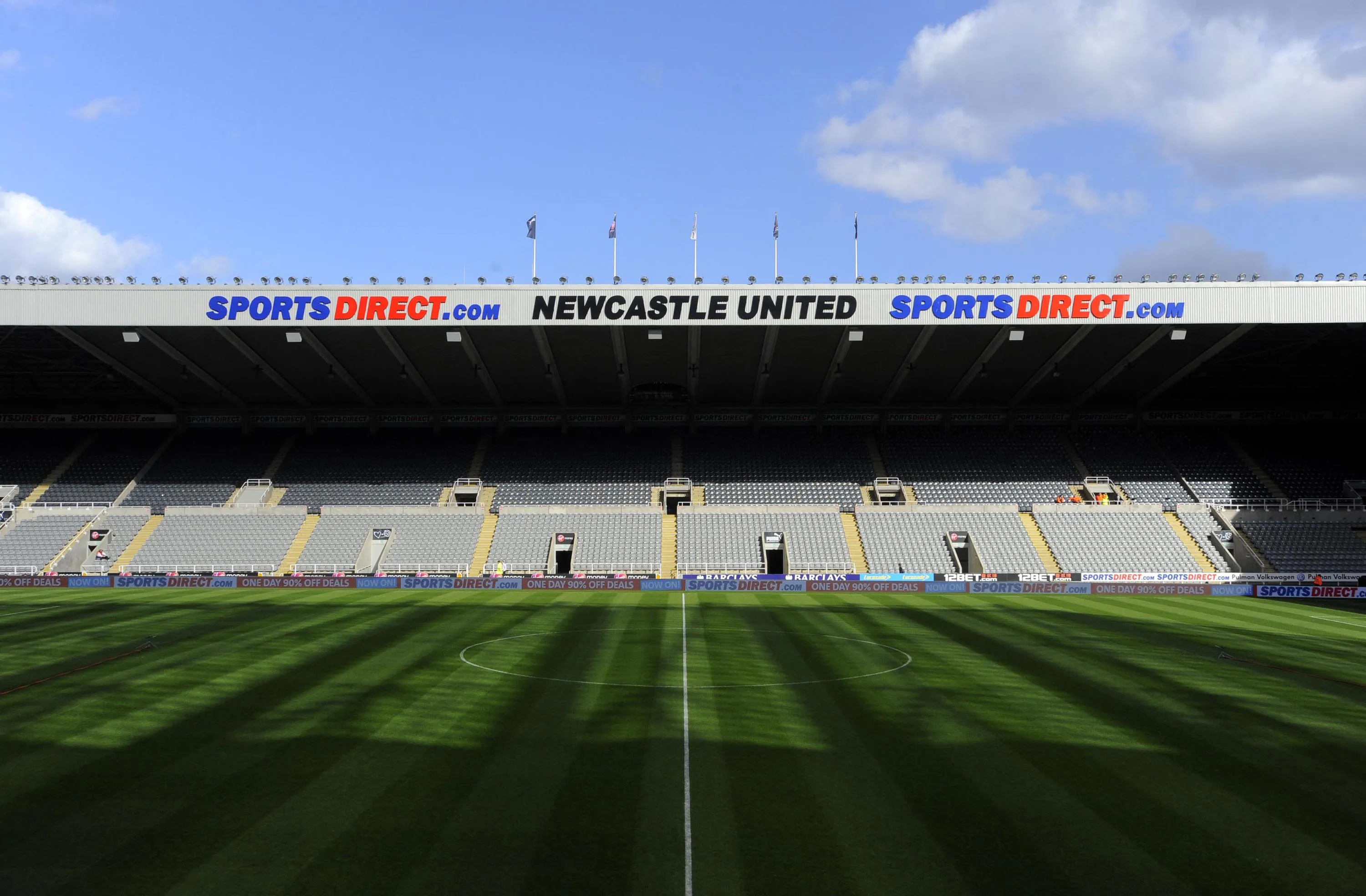 Sports Direct Arena / ST JAMES PARK