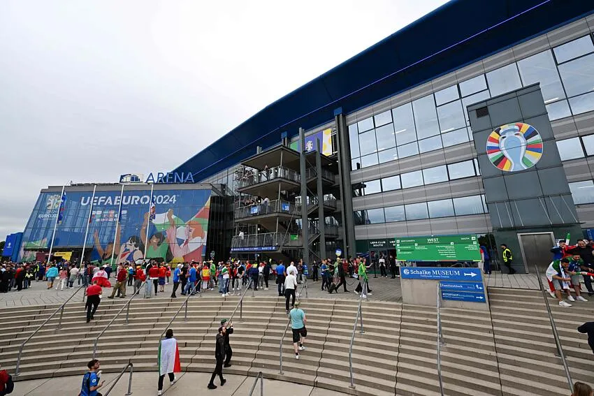 Father-child bonding time at Euro 2024