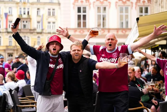 West Ham fans