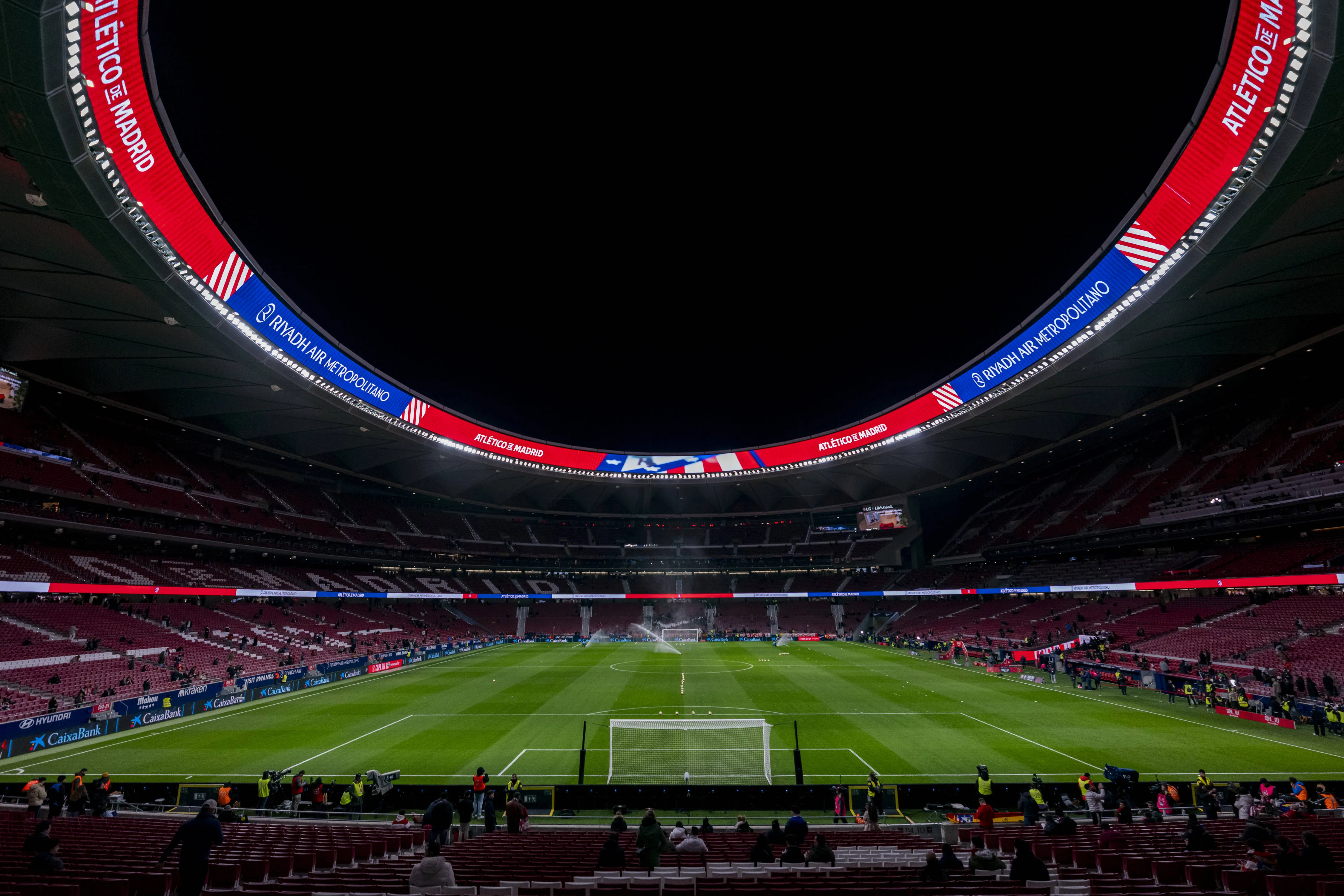 Metropolitano Stadium issues arise again as Barcelona get thrashed by Atletico Madrid in cup semi-final