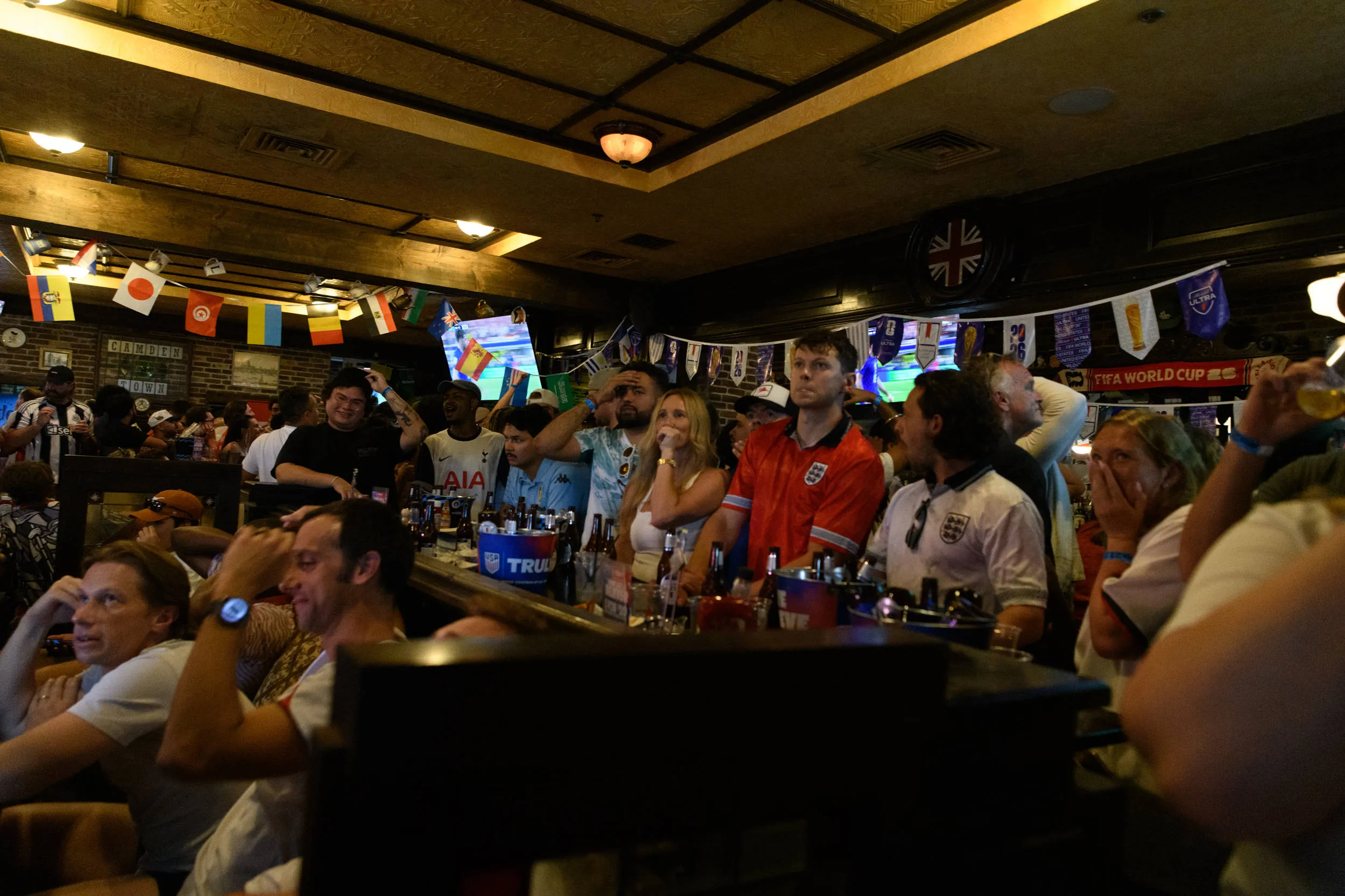 UK government makes late U-turn over pub licensing rules for England vs Mexico World Cup clash