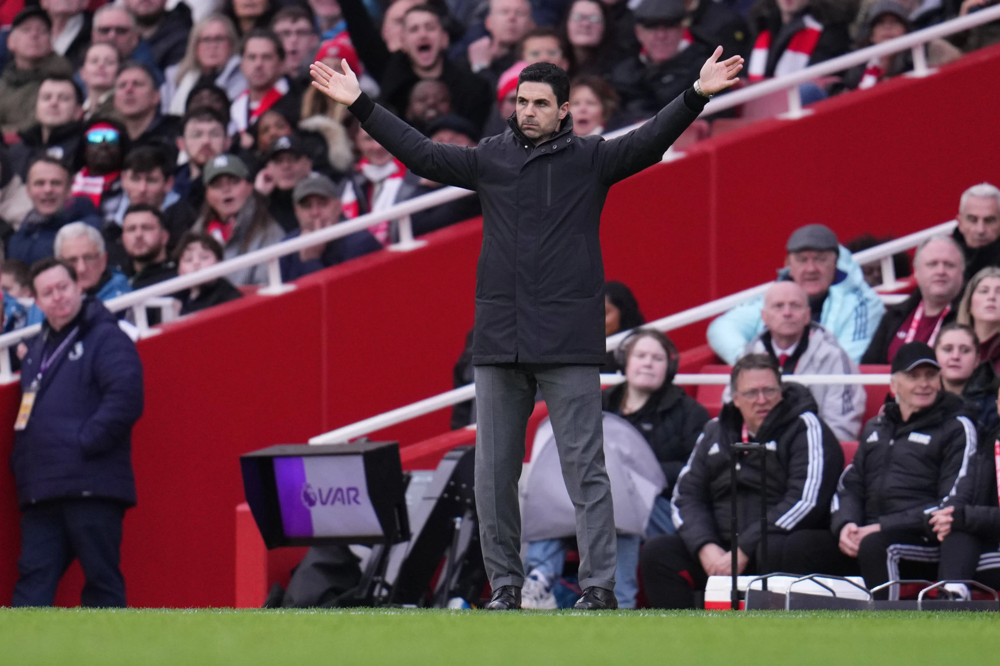 One demand Mikel Arteta will make as Arsenal weigh up ambitious Emirates Stadium expansion plans