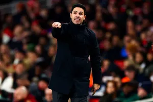 Fans hail Mikel Arteta after manager wins Premier League award