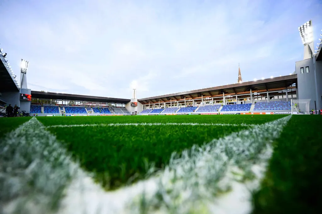 West Ham fans in Serbia