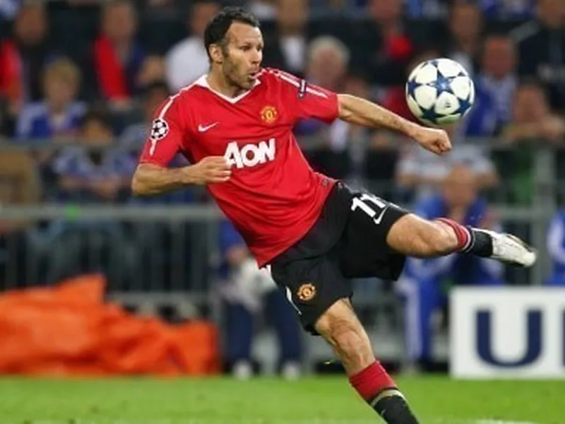 ryan giggs manchester united 2011 schuss 1592559137 41797