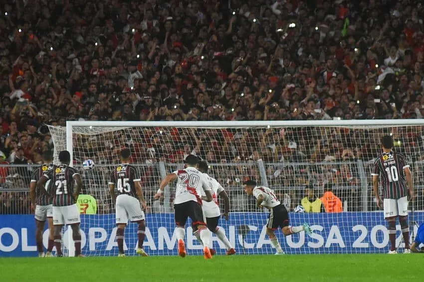 Estadio Mas Monumental