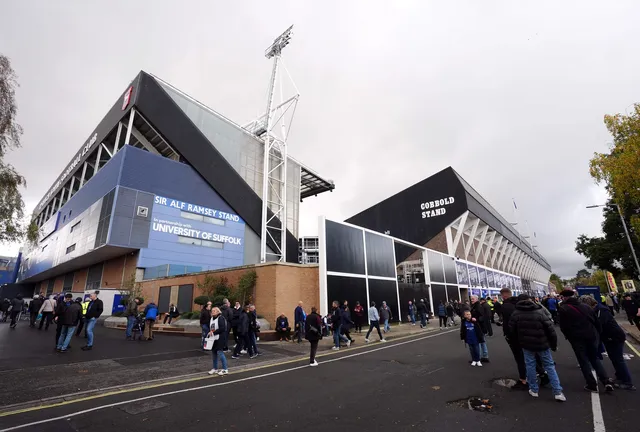 highest and lowest altitude football stadium in the uk