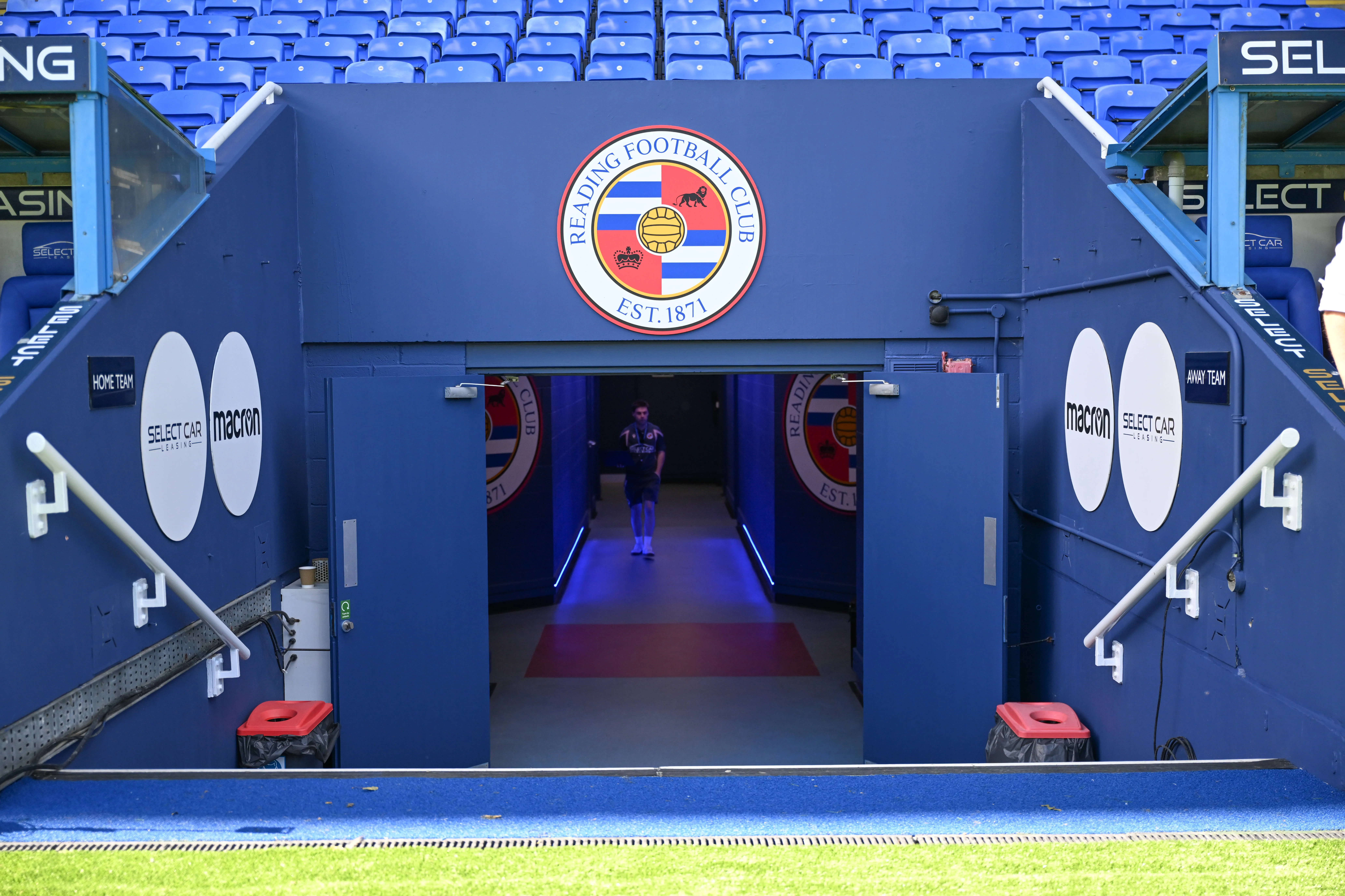 Reading set for green light over &pound;500m Select Car Leasing Stadium development project