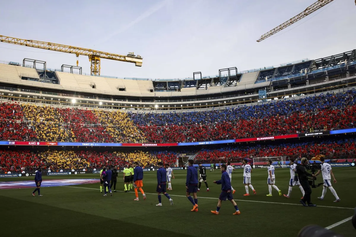 Barcelona fans hit by major issue on only second match back at new Camp Nou as club issues apology
