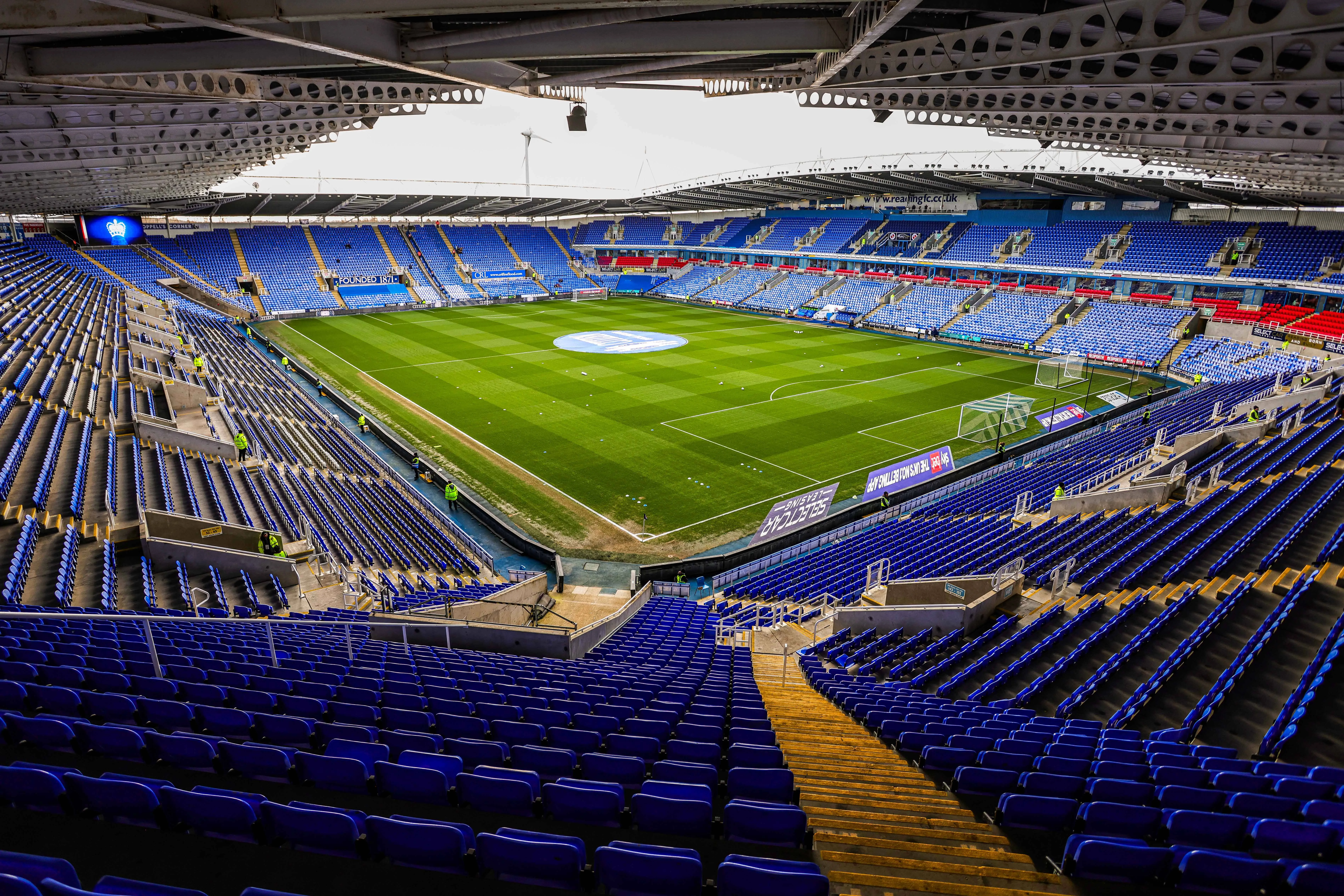 General view inside the Select Car Leasing Stadium, Reading