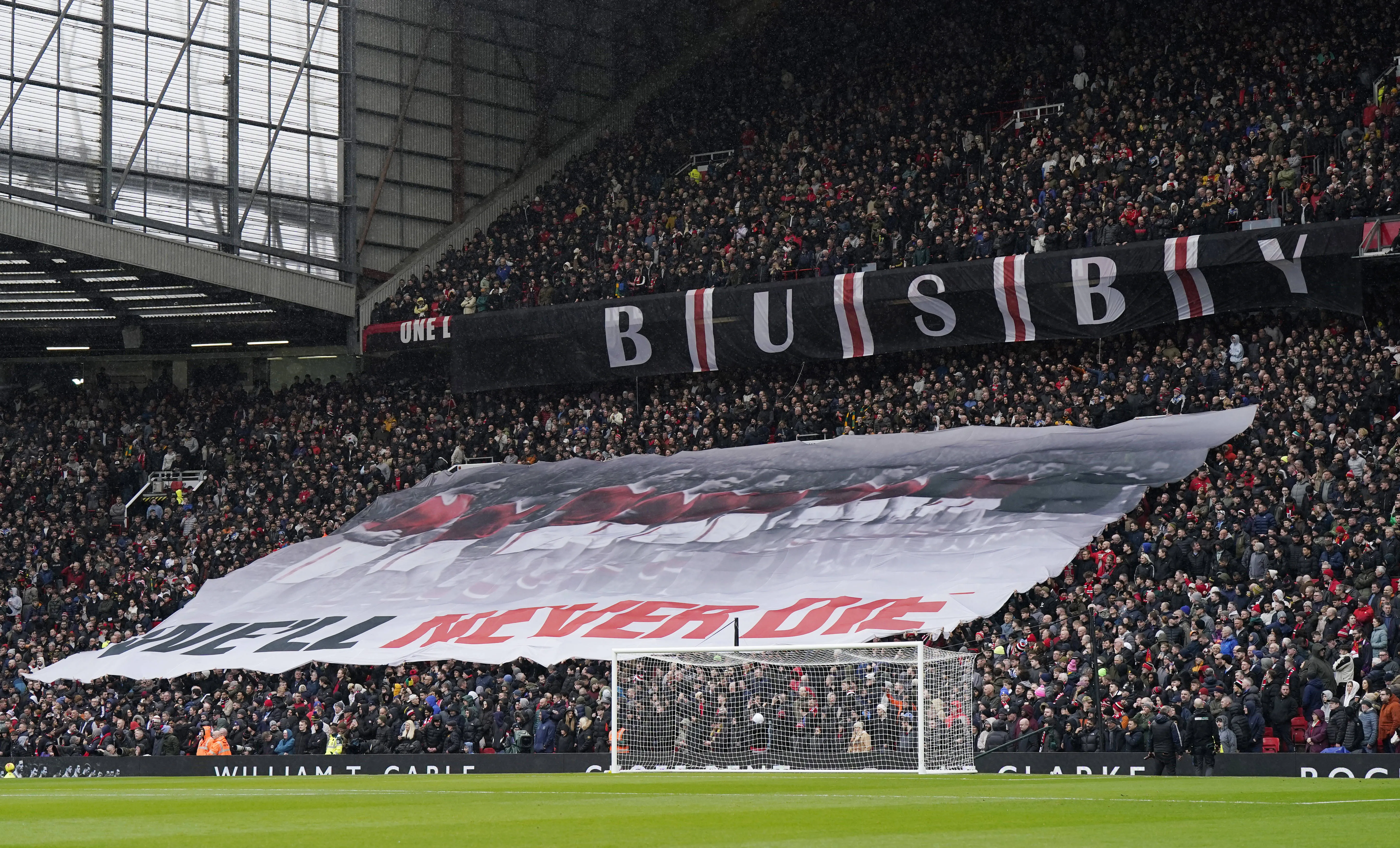Fans at Old Trafford remember the Busby Babes before Man Utd vs Tottenham Hotspur