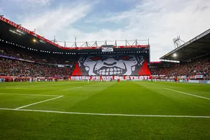 Disaster strikes as FC Twente tifo collapses during friendly