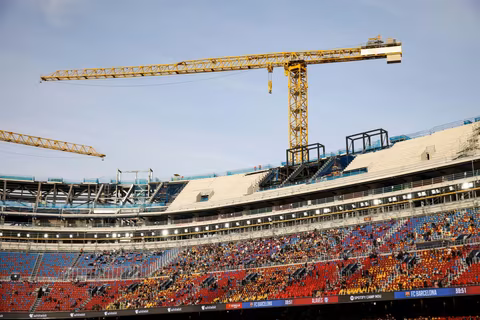 Barcelona face further delay to full Camp Nou reopening as La Liga leaders face key issue on two fronts