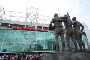 Fans prefer new stadium over Old Trafford renovation amid delays