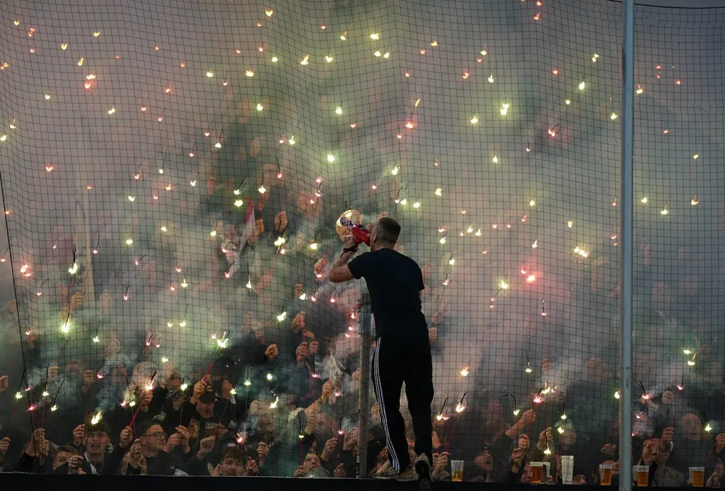 St Pauli fans against Schalke, one the incredible atmospheres found in the 2.Bundesliga | The 2.Bundesliga attendances are incredible