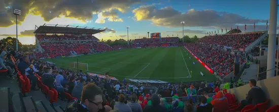 Hindmarsh Stadium (Coopers)