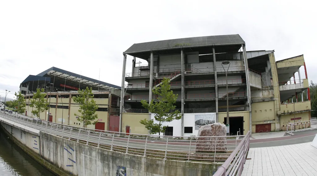 the oldest stadium in the world