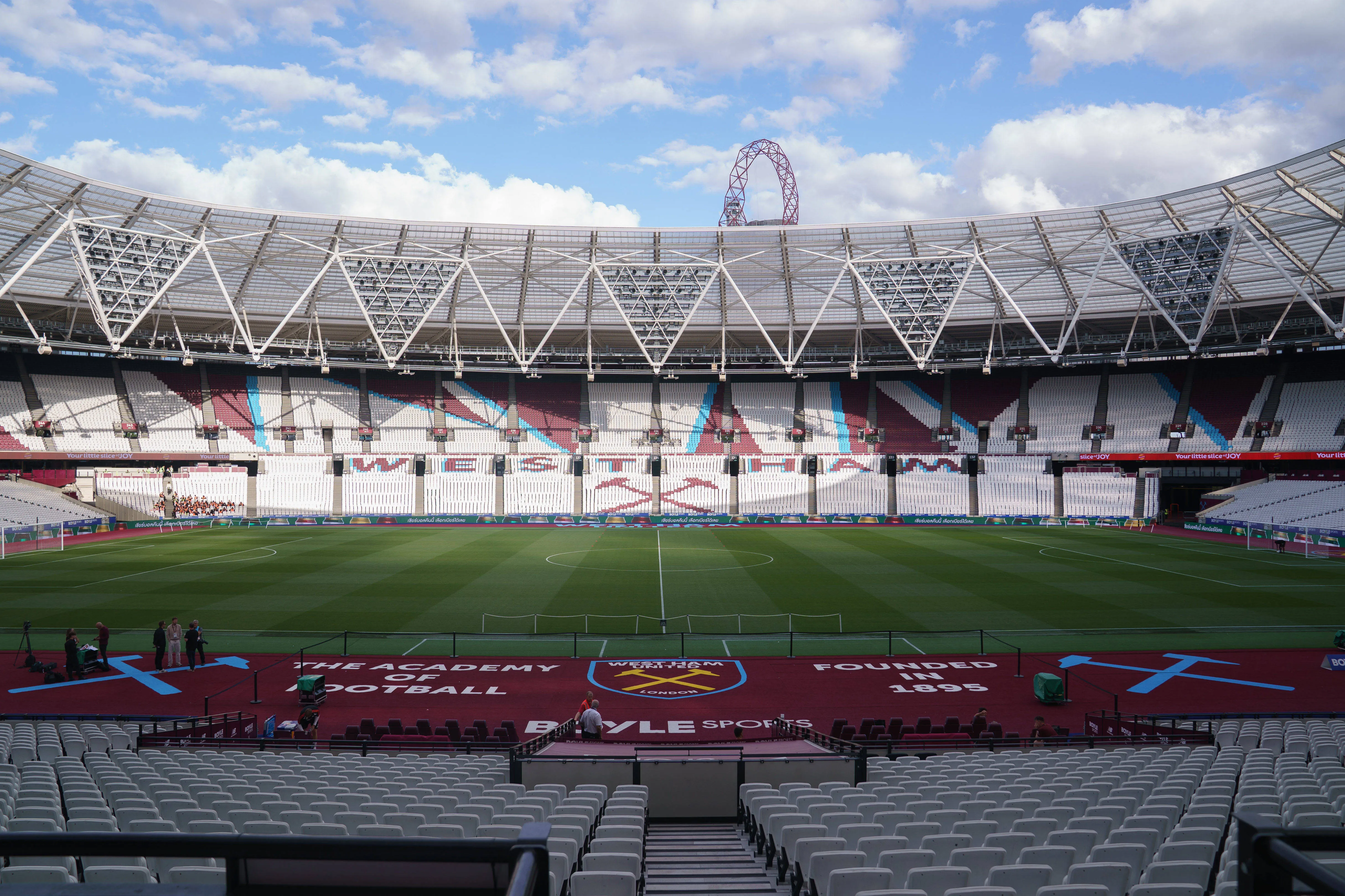 London mayor Sadiq Khan urged to sell London Stadium to West Ham amid &ldquo;disastrous&rdquo; &pound;19m verdict