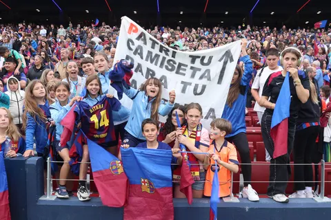 Barcelona agree new five-year Camp Nou sponsorship deal as redevelopment advances