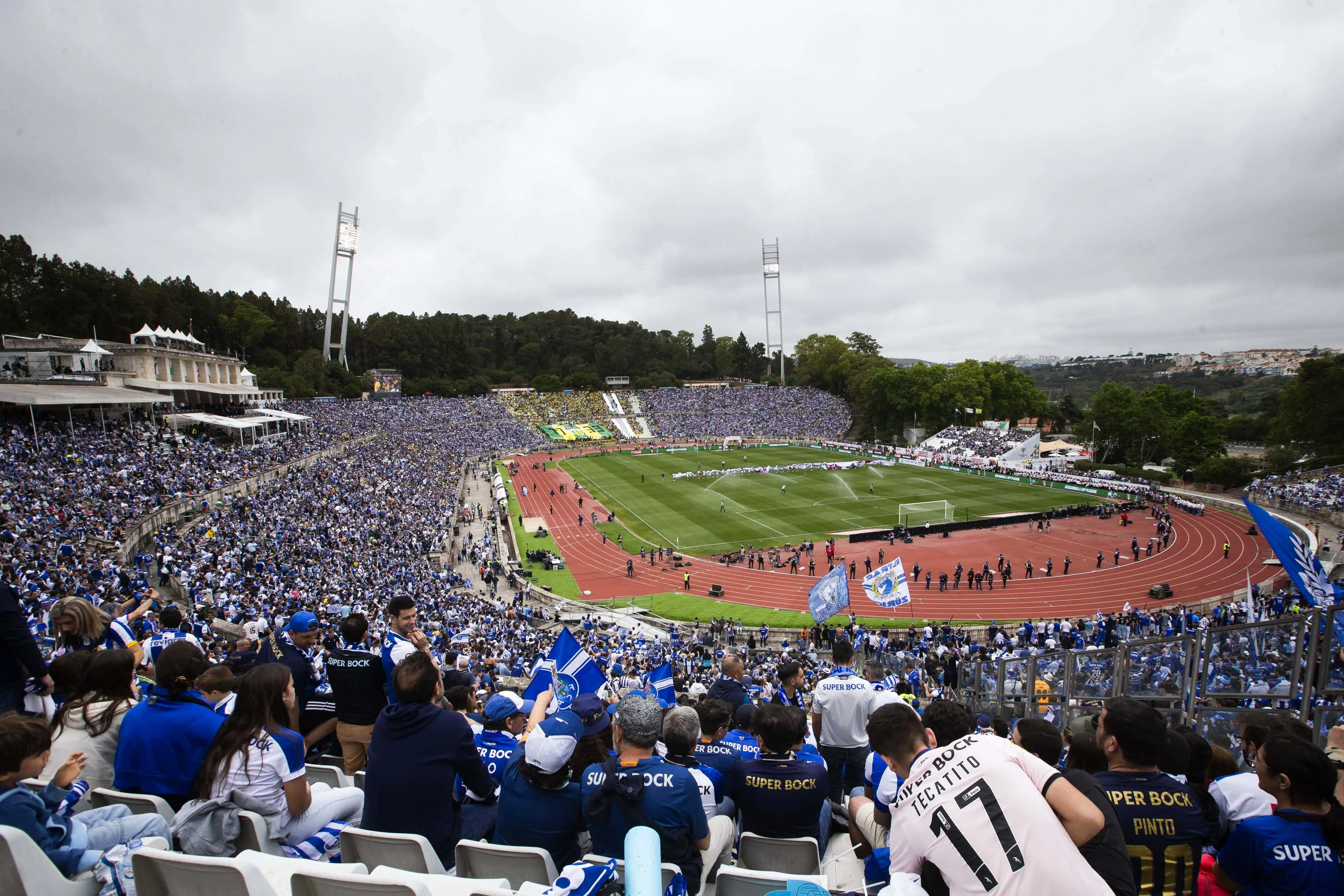 Historic Portuguese stadium suffers &lsquo;sudden&rsquo; setback as ambitious project suspended