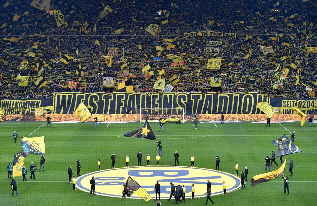 Borussia Dortmund away section view