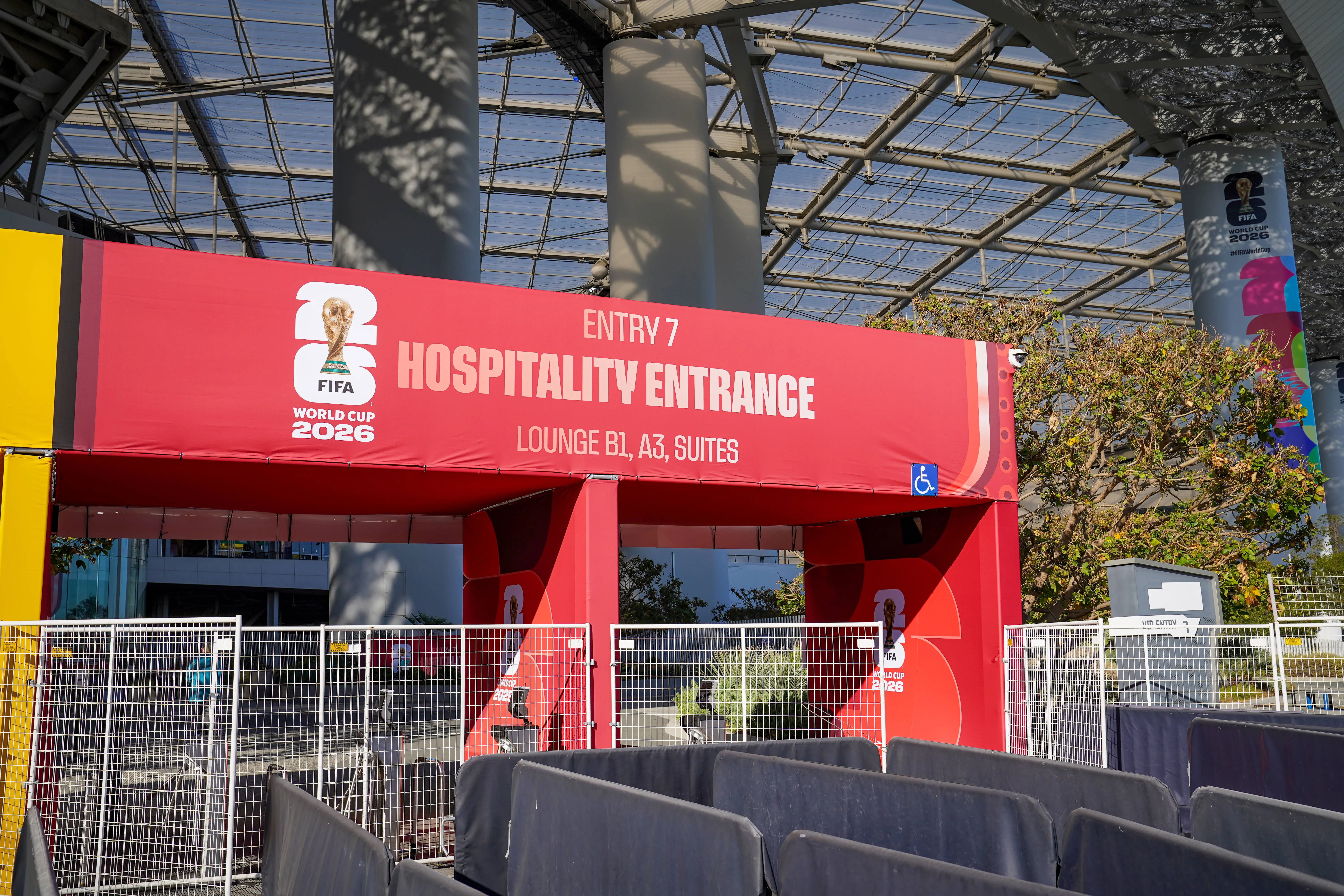 YouTuber tries out the cheapest 2026 World Cup hospitality &ndash; and delivers brutally honest verdict