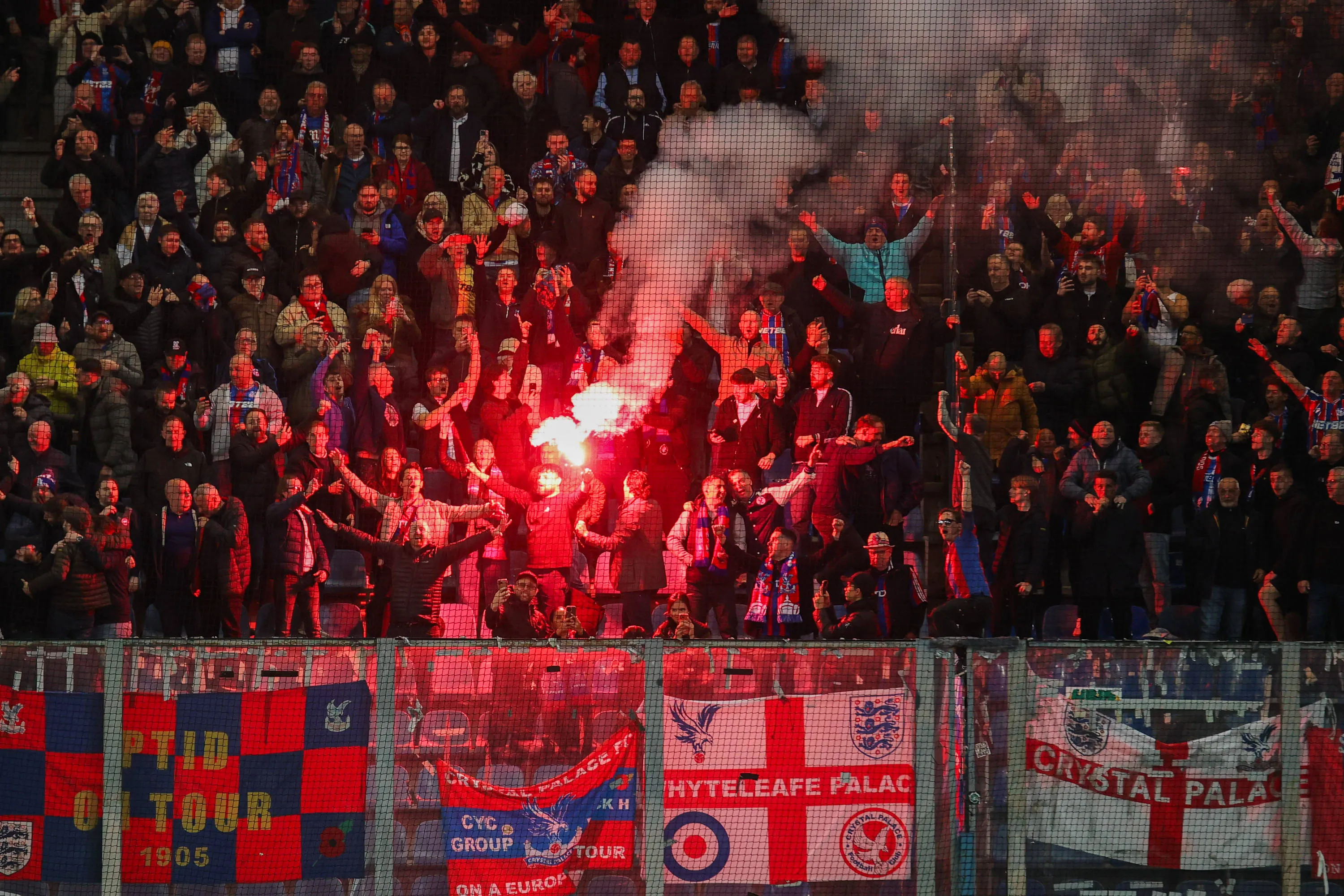 Crystal Palace fans get ambushed in ugly scenes before Conference League final vs Rayo Vallecano